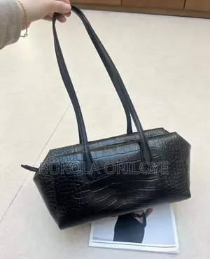 Black Quality Leather Bag