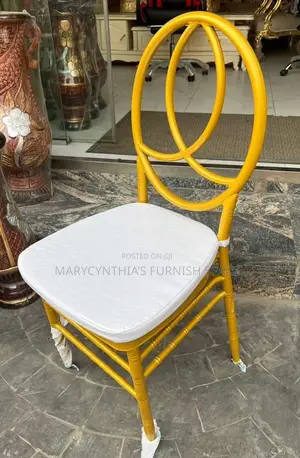 Round Back Event Chair – Luxury Durable