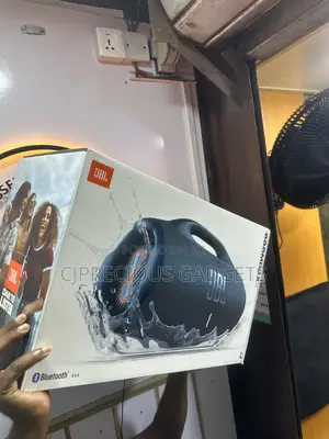 JBL Boombox4