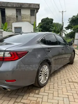 Lexus ES 350 FWD 2016 Gray