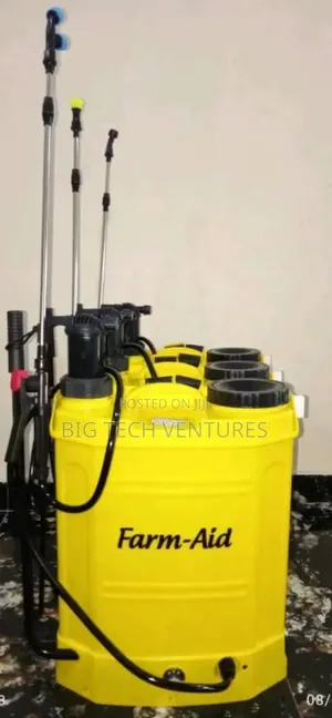 Farm-aid Brand Knapsack Sprayer, Which Is Available In 18-liter Or 20