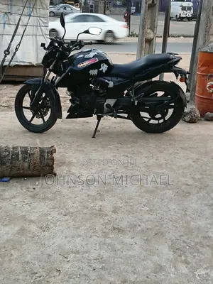 TVS Apache RTR 160 2V 2018 Black