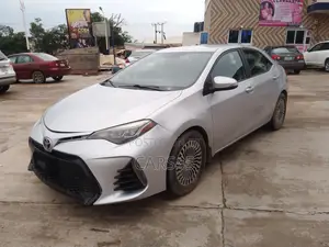 Toyota Corolla 2016 Silver