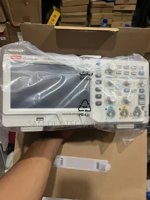 Uni-T Utd2102cex+ 100 MHZ Digital Storage Oscilloscope
