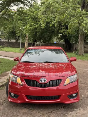 Toyota Camry SE 4dr Sedan (2.5L 4cyl 6A) 2011 Red