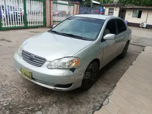 Toyota Corolla 2004 Silver