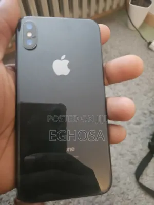 Apple iPhone X 64 GB Black