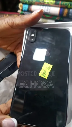 Apple iPhone X 64 GB Black