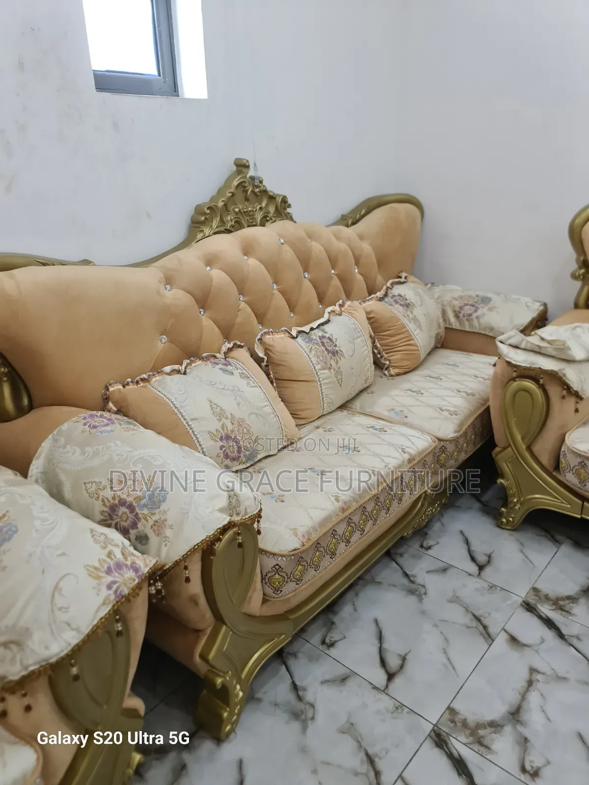 7seaters Royal Sofa Chairs