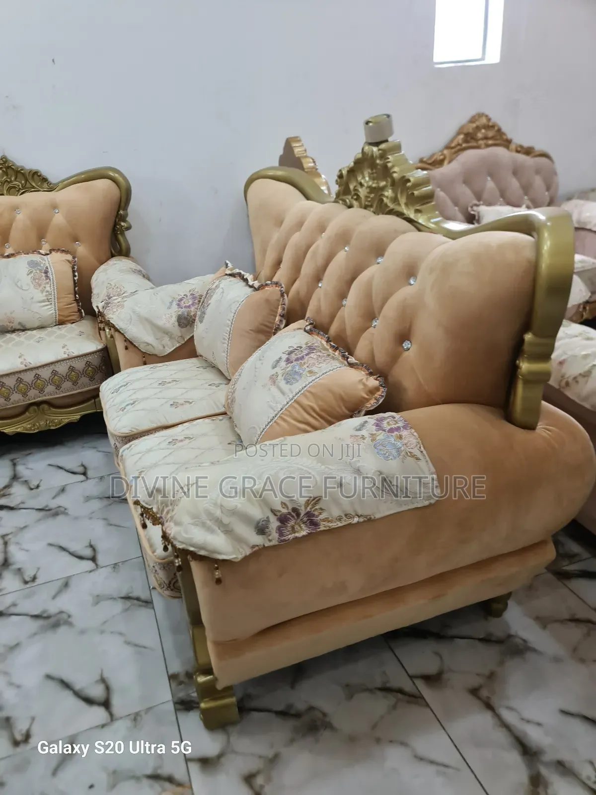 7seaters Royal Sofa Chairs