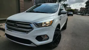 Ford Escape SE FWD 2018 White