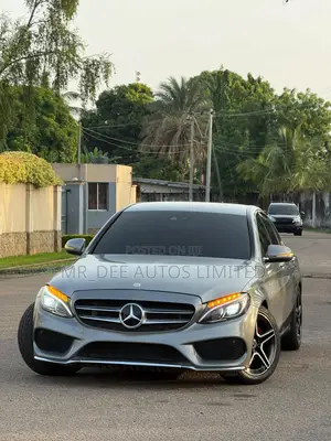Mercedes-Benz C300 2016 Gray
