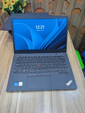 Laptop Lenovo ThinkPad T14s Gen 2 16GB Intel Core i5 SSD 256GB