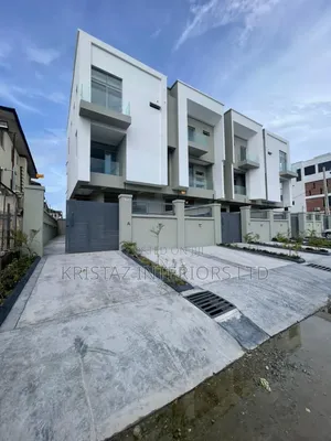 4bdrm Townhouse/Terrace in Lekki Phase 1 for sale