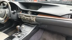 Lexus ES 2015 Black