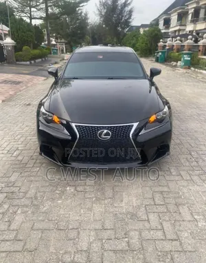 Lexus IS 2016 Black