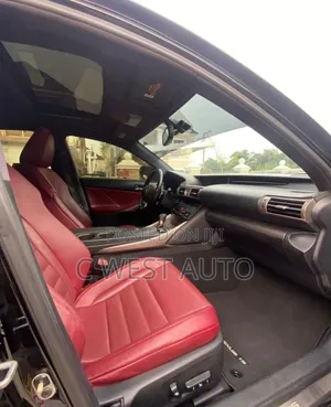 Lexus IS 2016 Black