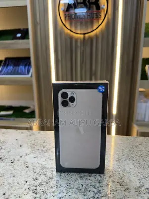 New Apple iPhone 11 Pro Max 256 GB Gold