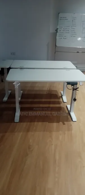Adjustable Table 1.2
