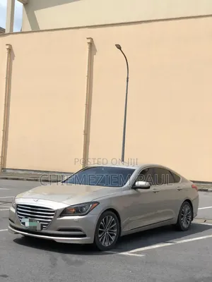 Hyundai Genesis 3.8 4dr Sedan AWD (3.8L 6cyl 8A) 2015 Gold