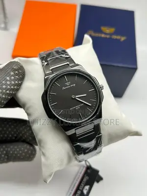 Success Way Quality Men Chain Strap Wristwatch