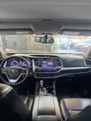 Toyota Highlander XLE 4dr SUV (3.5L 6cyl 6A) 2015 Black