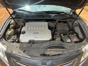 Toyota Camry XLE V6 4dr Sedan (3.5L 6cyl 6AM) 2008