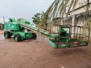 Genie S-60 Articulated Boomlift 20 Meters Lifting Height - Foreign Use