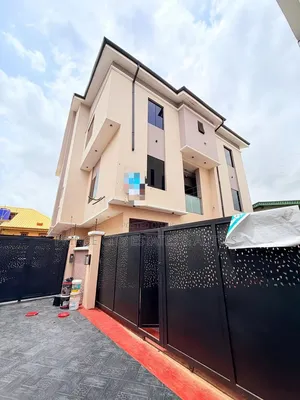 Furnished 4bdrm Duplex in Phase1 for sale