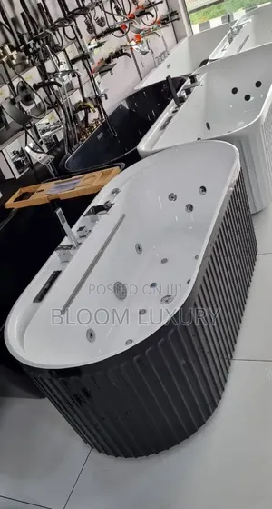 Pure Acrylic Black+White Luxury Jacuzzi Bathtub 