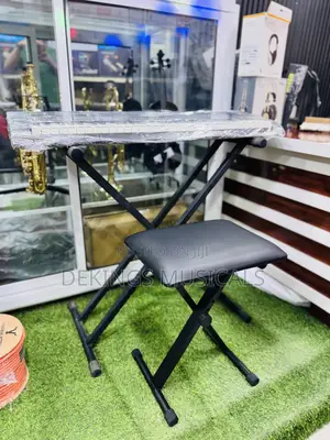 Generic Keyboard/Piano Seat