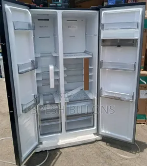 529l Hisense Inverter Side-by-side Fridge With Dispenser & Mirror Face
