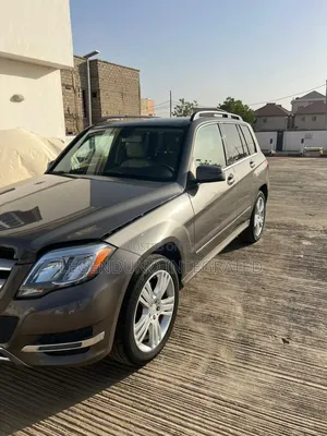 Mercedes-Benz GLK-Class Base GLK 350 4dr 4x2 (3.5L 6cyl 7A) 2015 Brown