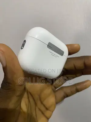 Apple Airpods Pro 3 Noise Cancelling Earbuds