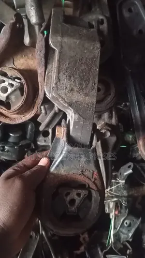 Mazda 5 Engine Mounting (Engine Seating) – Original Durable