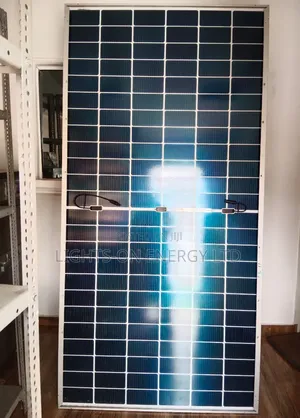 590w Bifacial Solar Panels