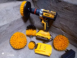 Dewalt Cordless Drilling Machine With Brush Tools