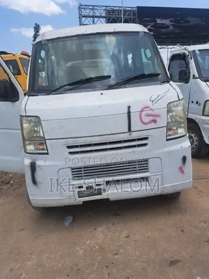 Suzuki Every 2012 White