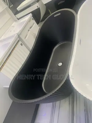 Free Standing Bathtub