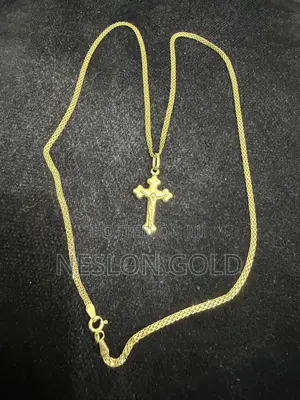 Italy 750 Tested 18karat Solid Gold Carpet With Crucifix