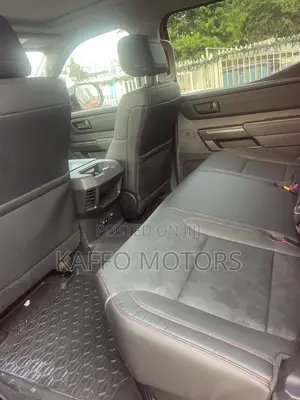 Toyota Tundra Hybrid 2023 Red