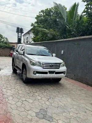 Lexus GX 460 2011 White