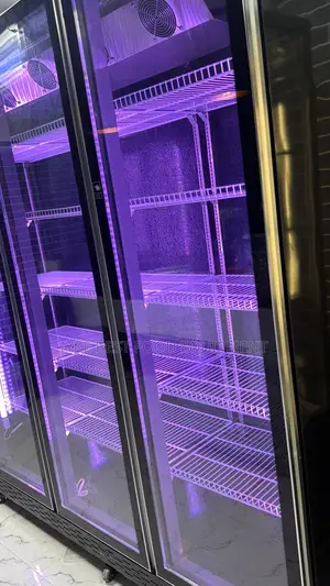 3doors Luxury Beverage Display Chiller