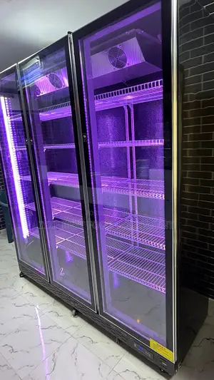 3doors Luxury Beverage Display Chiller