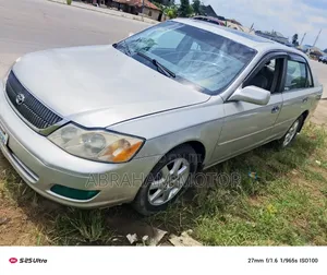 Toyota Avalon XL 2004 Silver