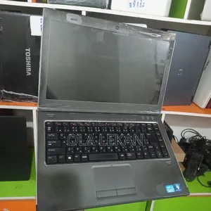 Laptop Dell Vostro 3460 4GB Intel Core i3 HDD 320GB