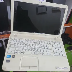 Laptop Toshiba Dynabook t552 4GB Intel HDD 320GB