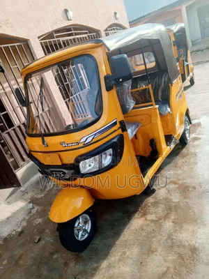 TVS King Deluxe Plus iTouch Start 2023 Yellow