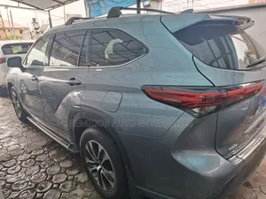Toyota Highlander 2020 Gray