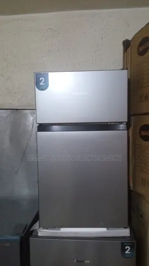 Hisense Two Doors Fridge/ Freezer 87l